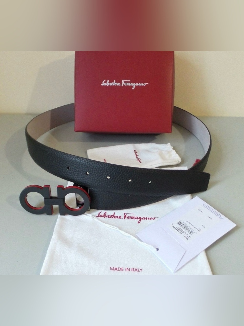 Salvatore Ferragamo Black Leather Belt with Red-Trim Gancini Buckle